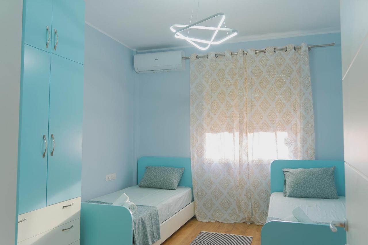 Cane Apartment New Bazaar ติรานา ภายนอก รูปภาพ