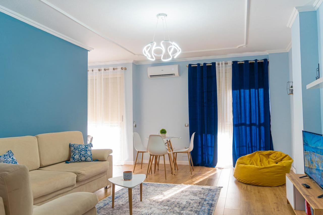 Cane Apartment New Bazaar ติรานา ภายนอก รูปภาพ