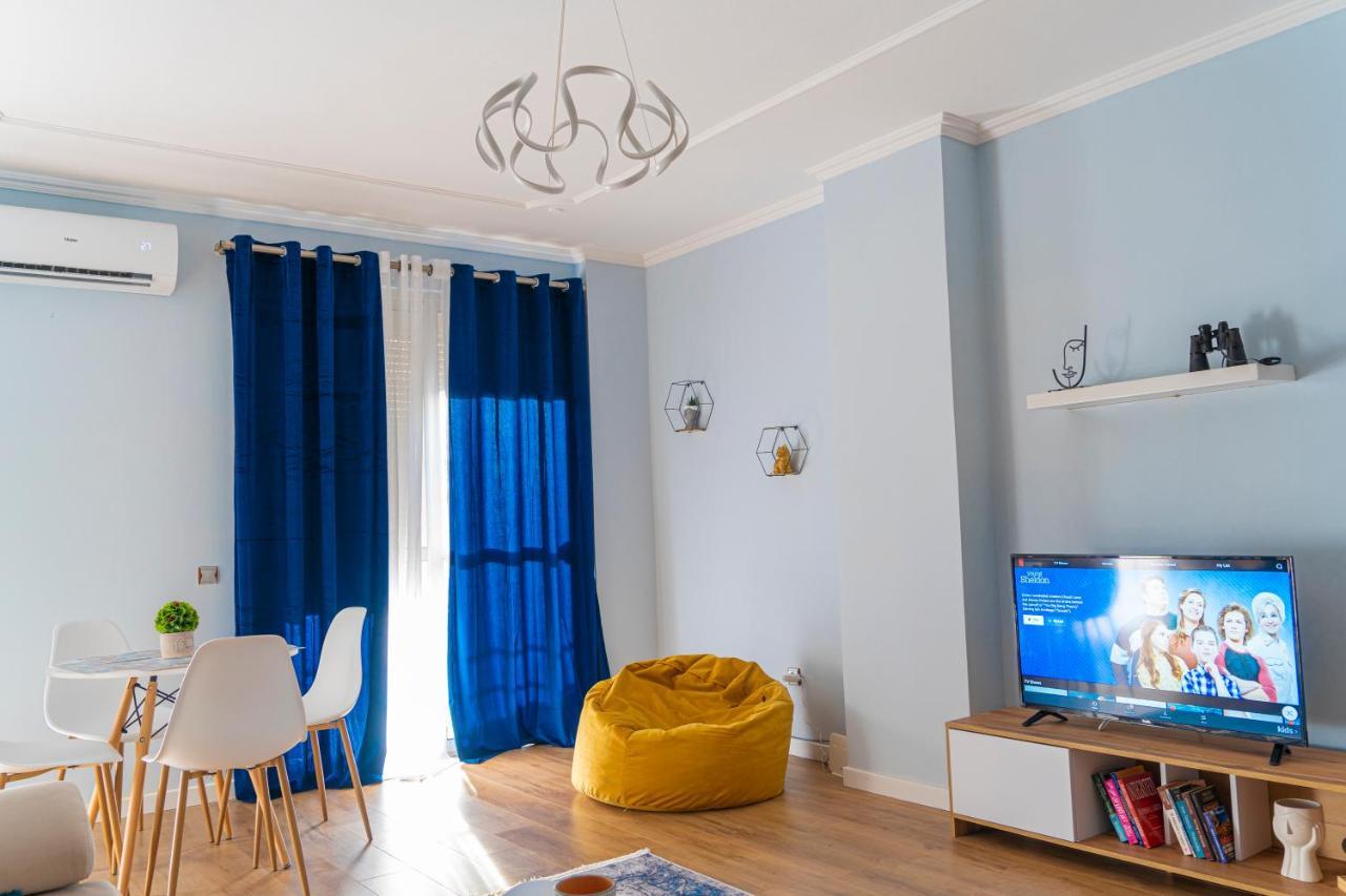 Cane Apartment New Bazaar ติรานา ภายนอก รูปภาพ